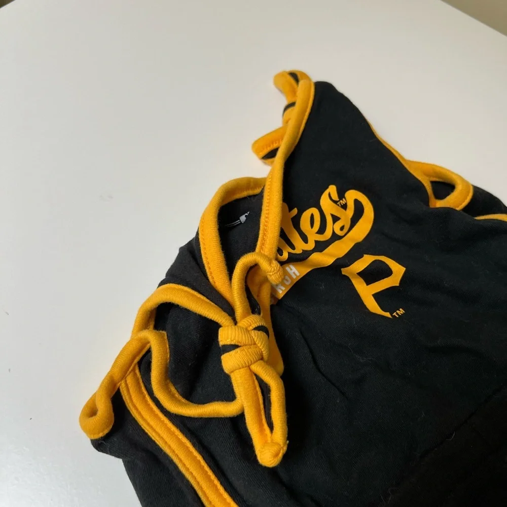Pittsburgh Pirates Black and‎ Gold Kids One Piece Romper